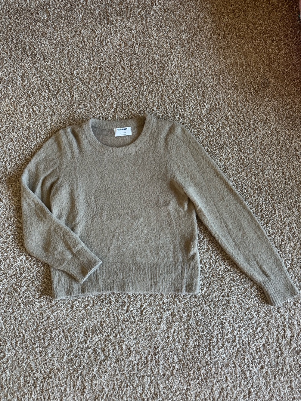 Old Navy Women's Crewneck Sweater in Taupe